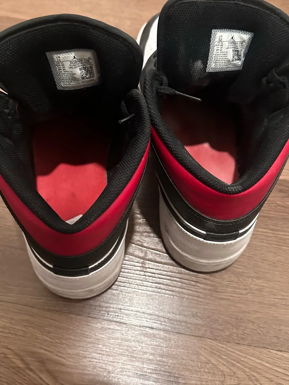 Jordan 1 Mid Black/White/Red Retro Sneakers